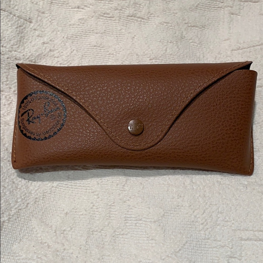 Ray-Ban Sunglasses Case Color Brown